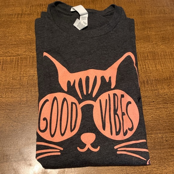 Cat Lady Small Grey Cat Shirt “Good Vibes” NEVER WORN - Picture 4 of 6